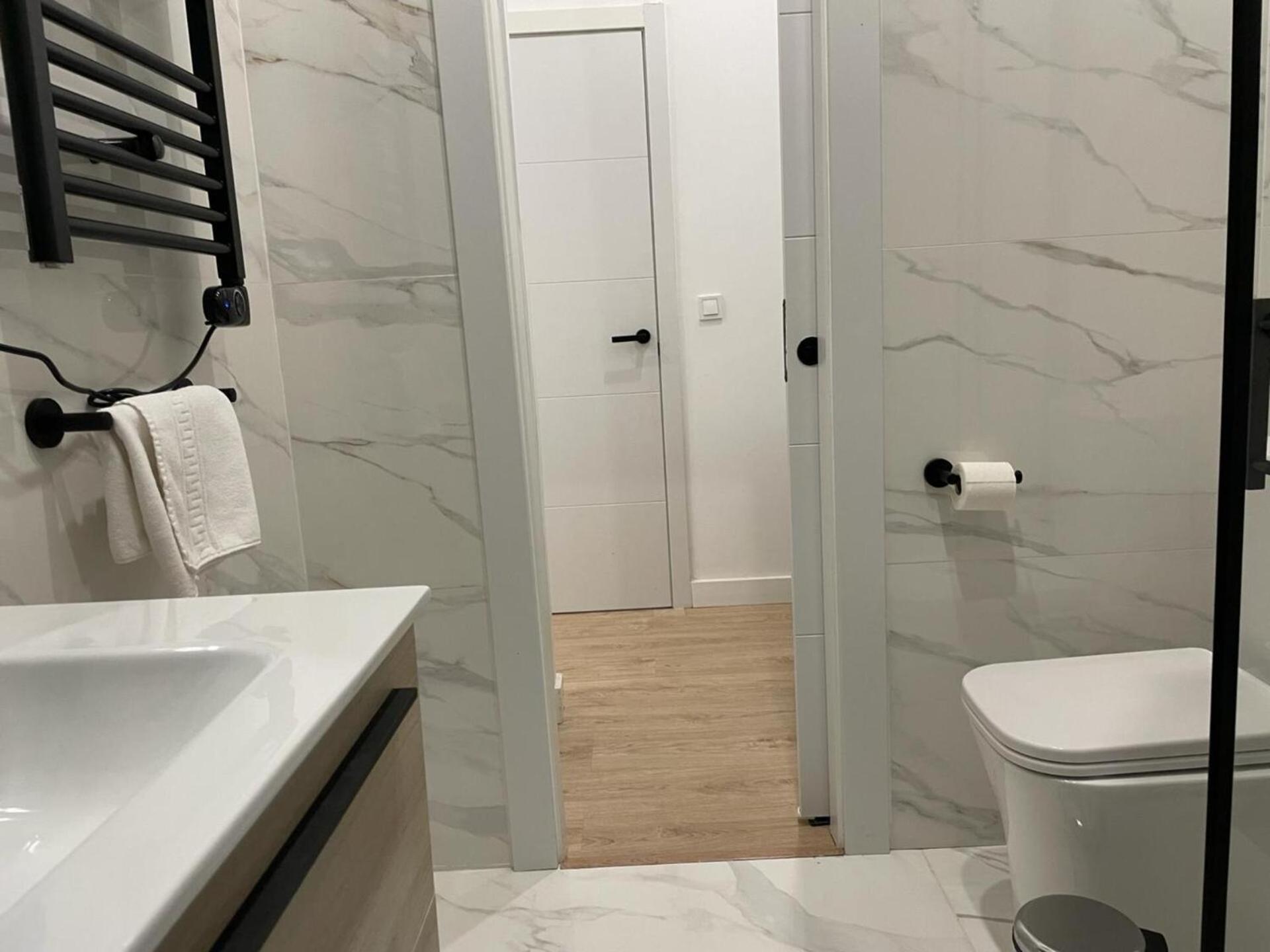 Ferienwohnung U1 Ap Nuevo, Bien Comunicado Madrid Centro Exterior foto